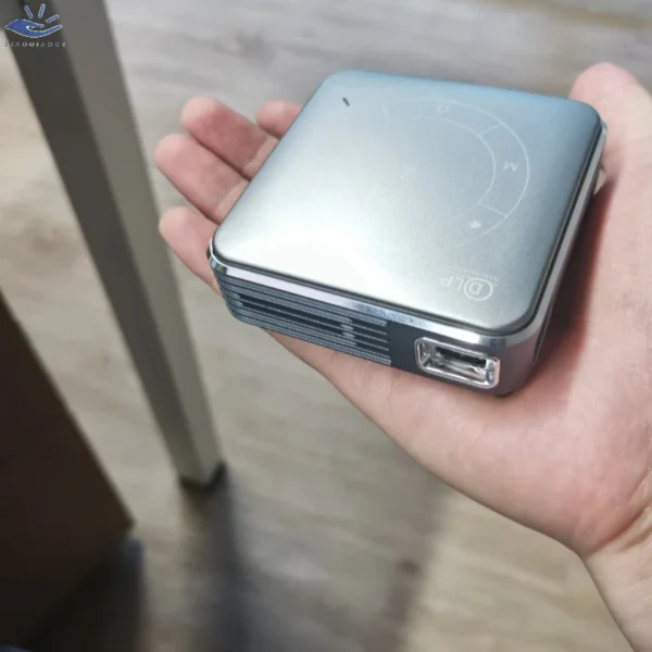 Xiaomiqiaodz portátil mini projetor 4k beamer 3d dlp usb 12v micro android bateria bolso recarregável wifi bluetooth móvel - Imagem 3